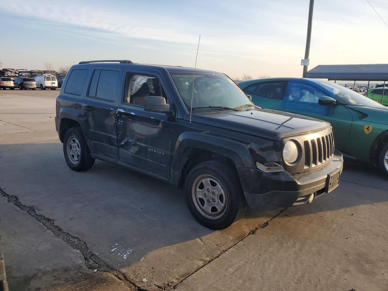 2015 Jeep Patriot - Image 4