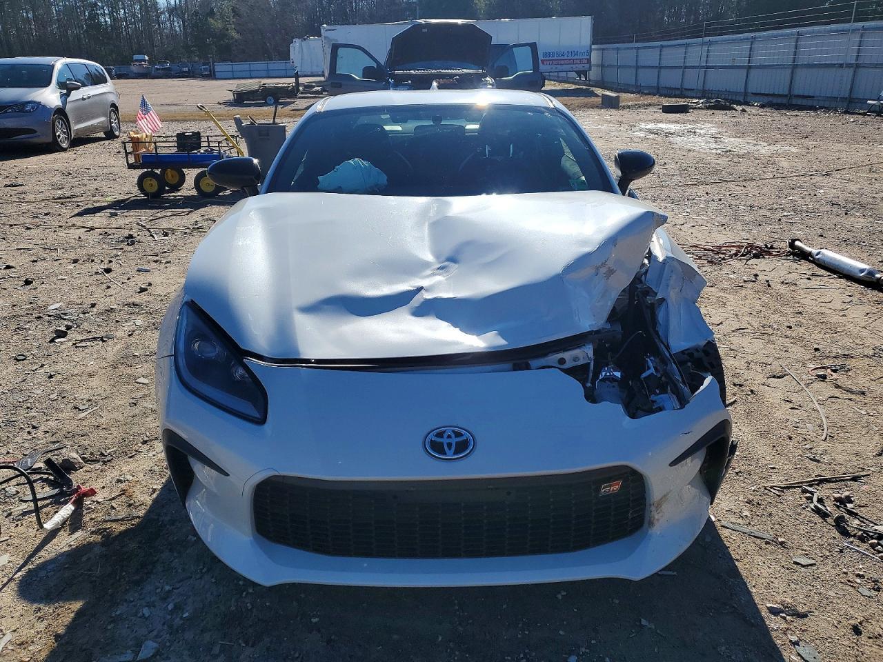 2025 Toyota Gr 86 Premium - Фото 5