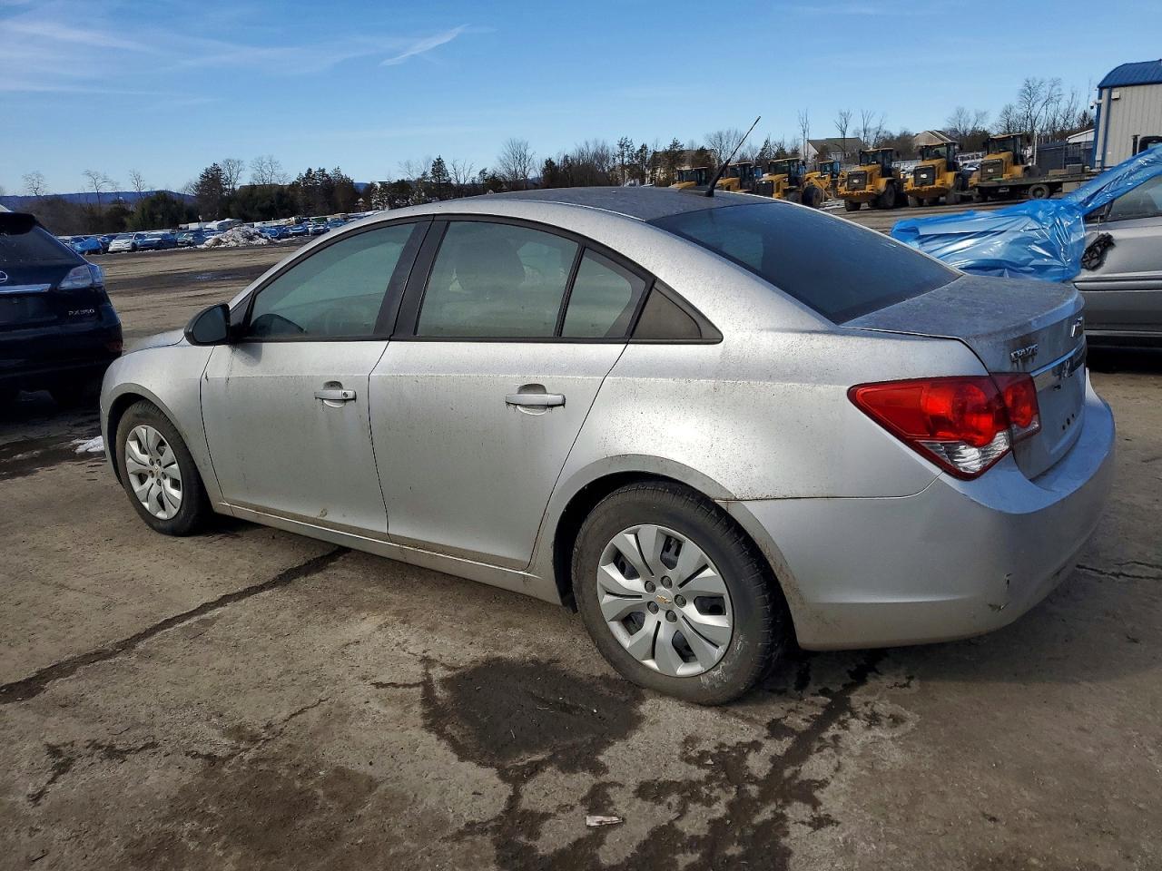 2013 Chevrolet Cruze Ls - Фото 2