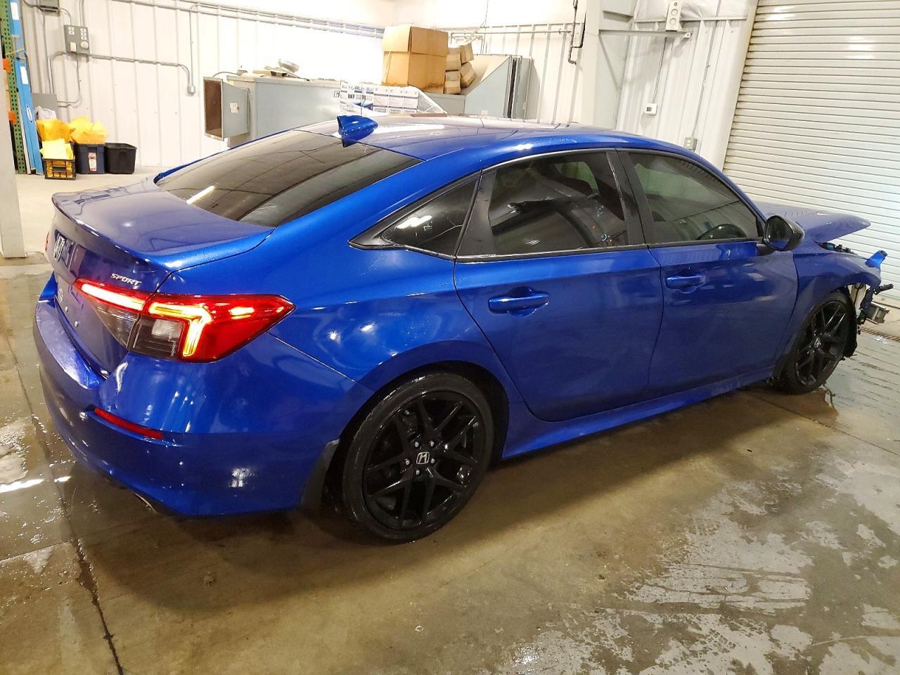 2022 Honda Civic Sport - Image 3