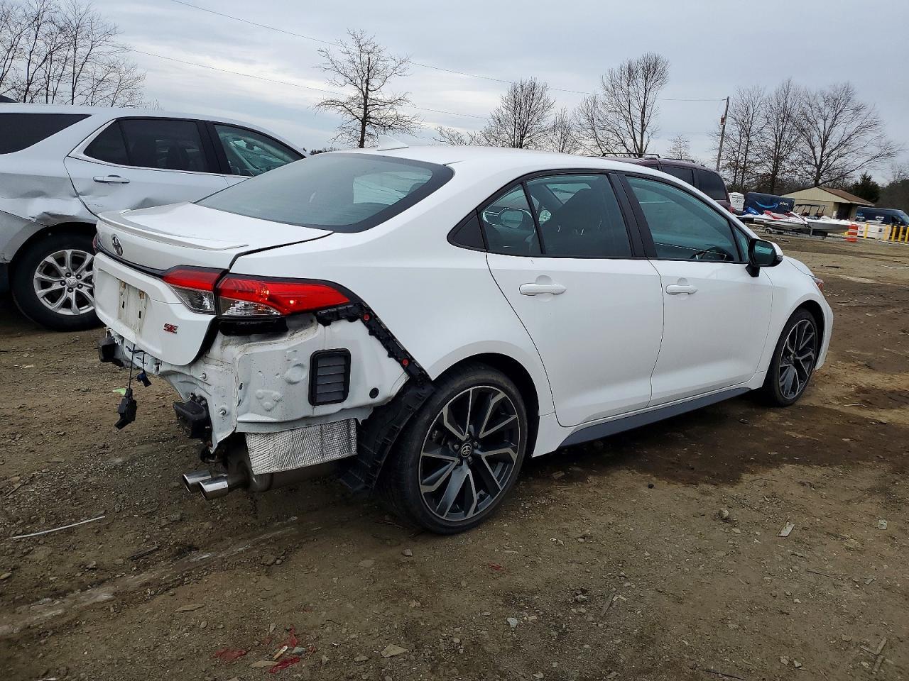 2021 Toyota Corolla Se - Фото 3