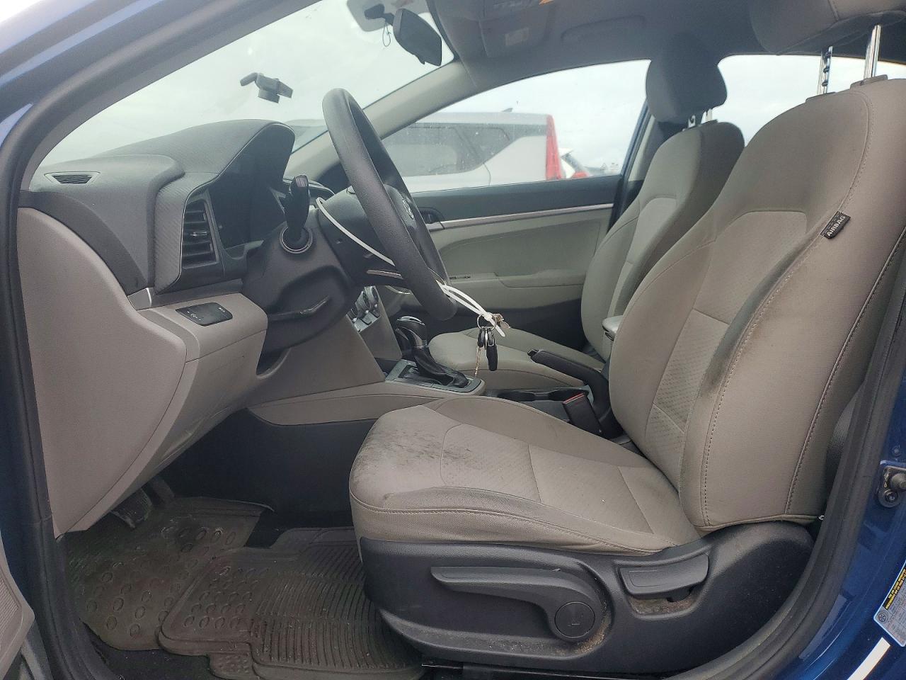 2019 Hyundai Elantra Se - Image 7