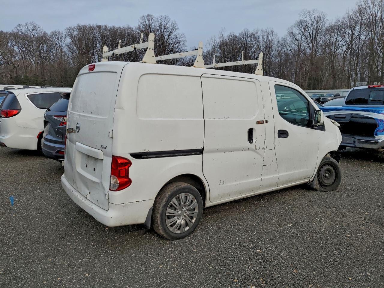 2015 Nissan Nv200 2.5S - Фото 3