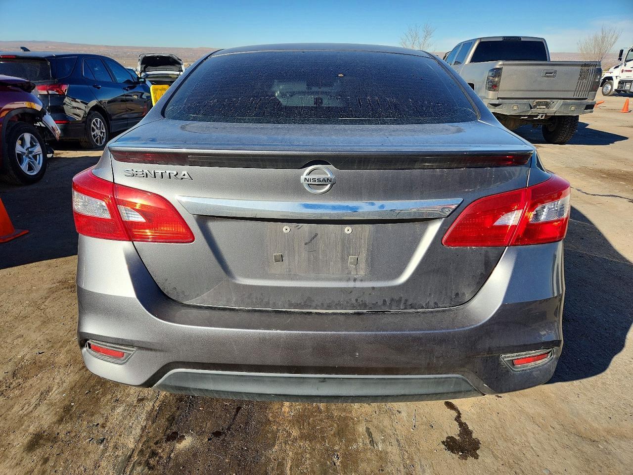 2017 Nissan Sentra S - Image 6