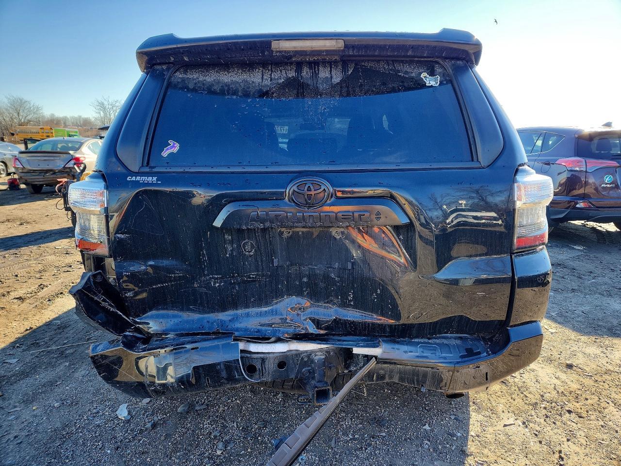 2020 Toyota 4Runner Sr5/Sr5 Premium - Image 6
