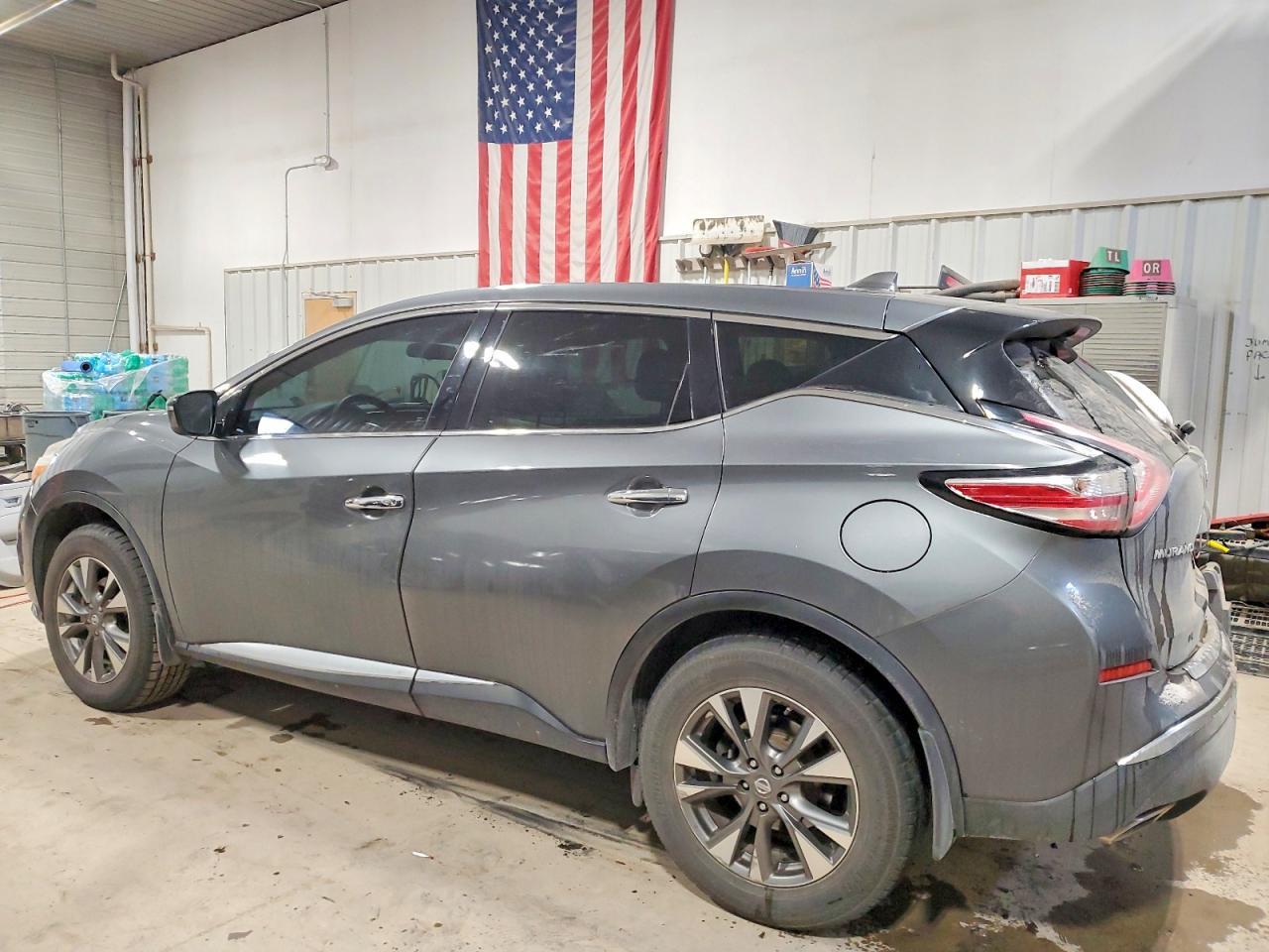 2017 Nissan Murano S - Image 2
