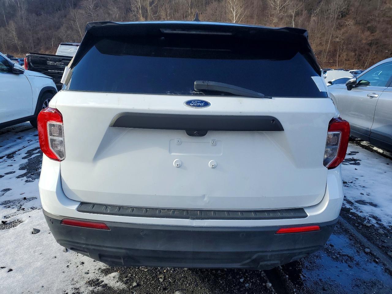 2023 Ford Explorer Police Interceptor - Image 6