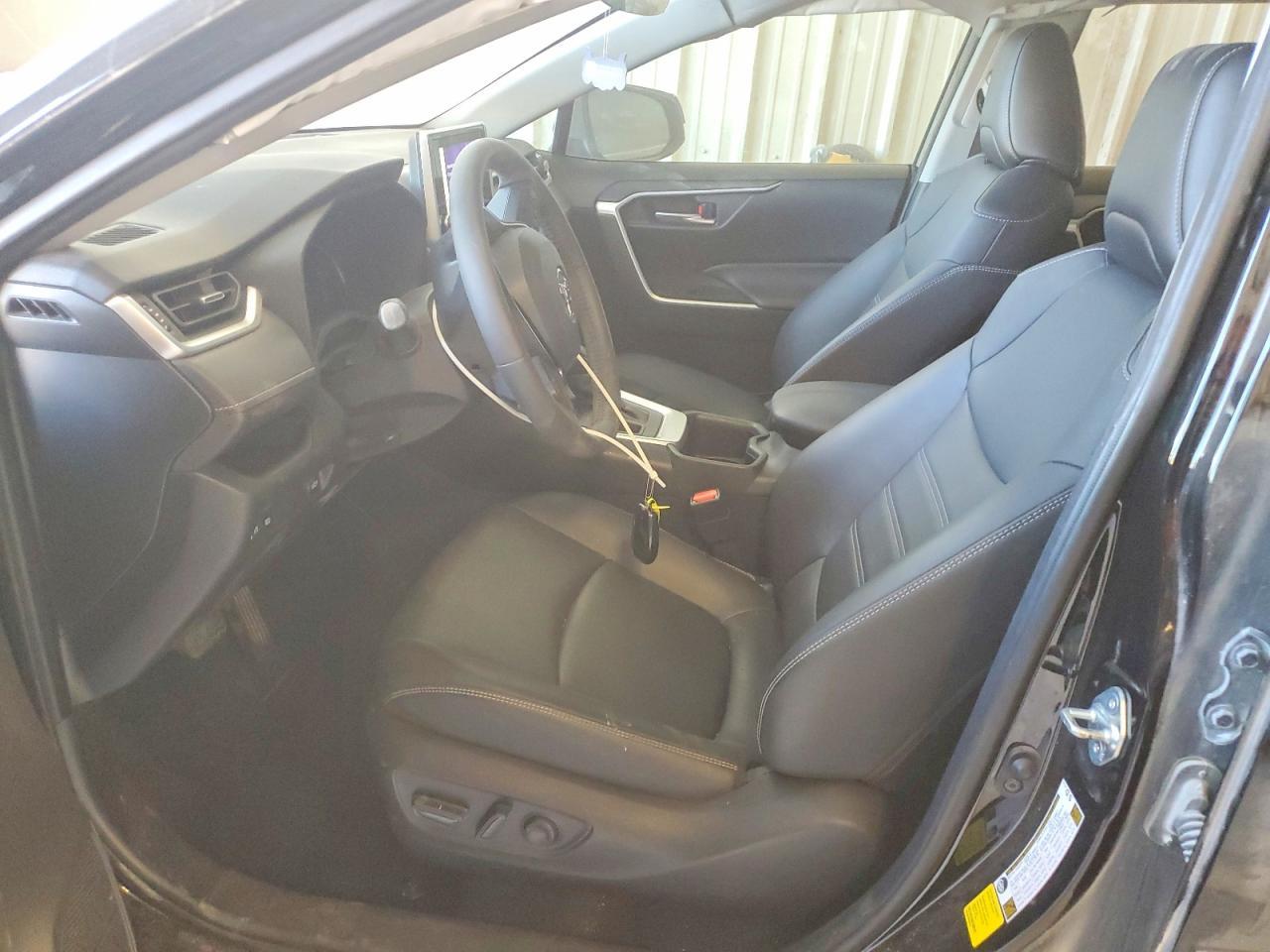 2024 Toyota Rav4 Xle Premium - Фото 7