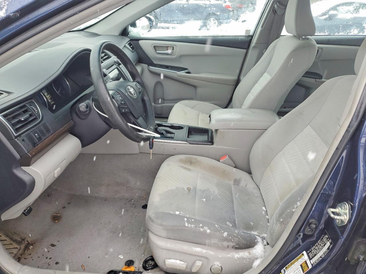 2016 Toyota Camry Le - Фото 7