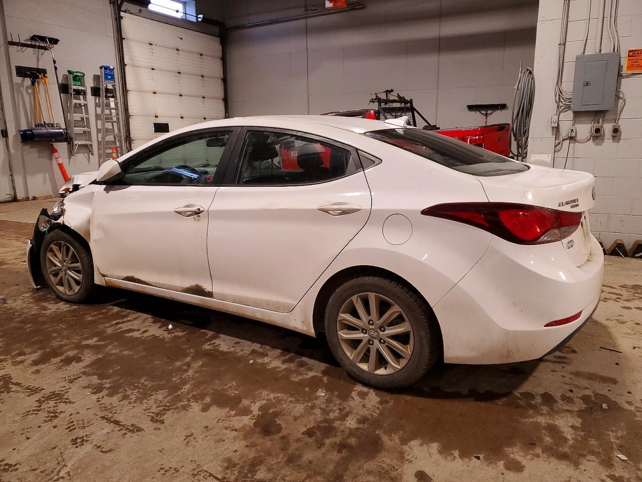 2016 Hyundai Elantra Se - Фото 2