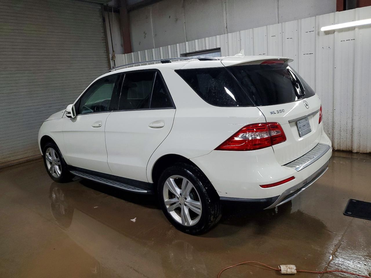 2013 Mercedes-Benz Ml 350 4Matic - Image 2