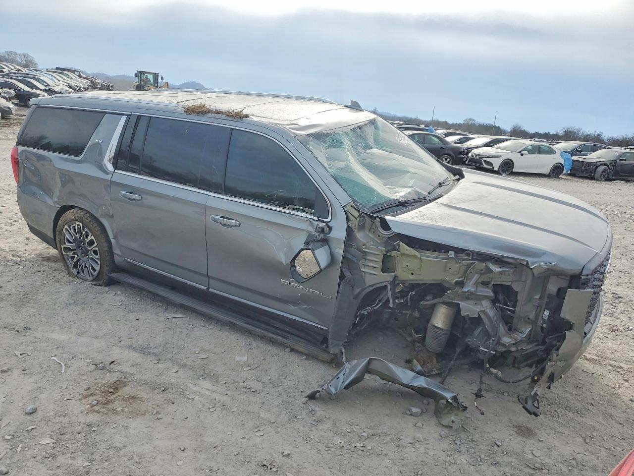 2023 GMC Yukon Xl Denali Ultimate - Фото 4