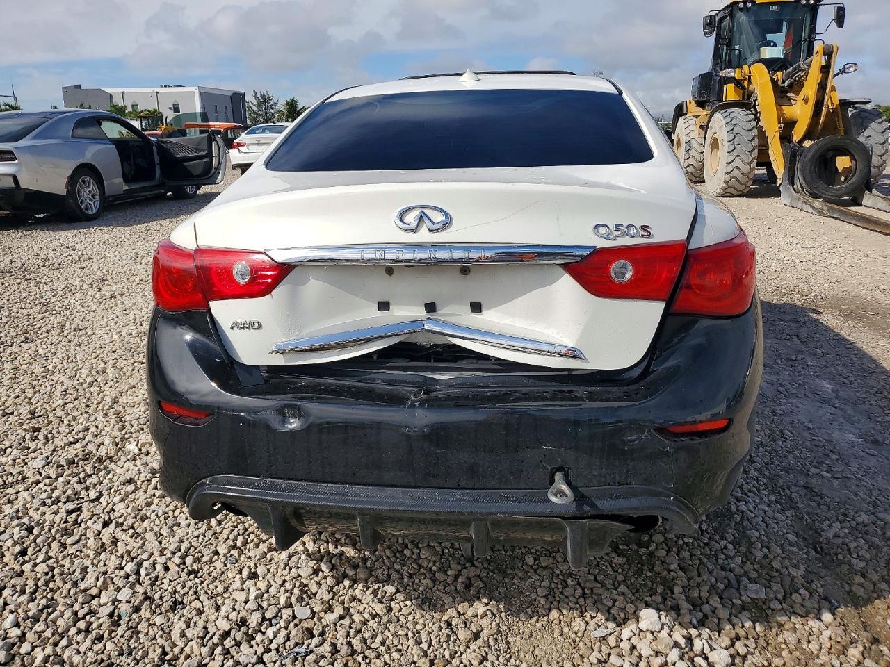2015 Infiniti Q50 Base - Фото 6