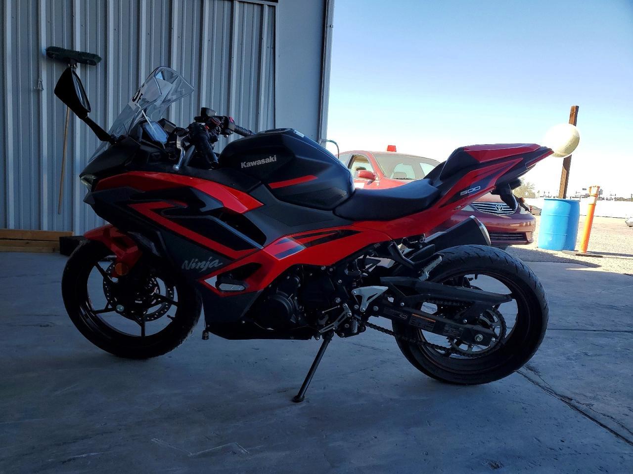 2025 Kawasaki Ex500 A - Image 3