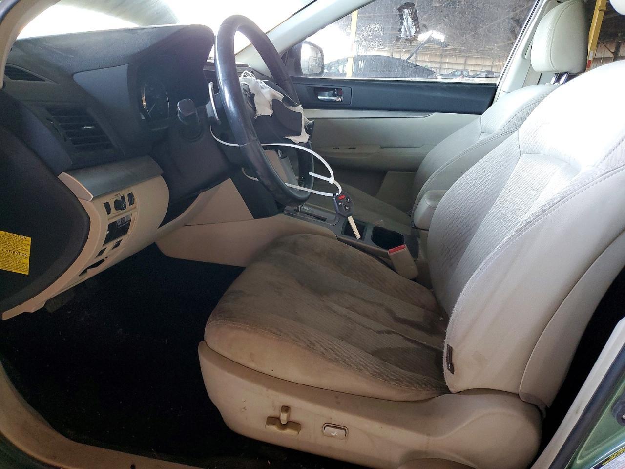 2010 Subaru Outback 2.5I Premium - Фото 7