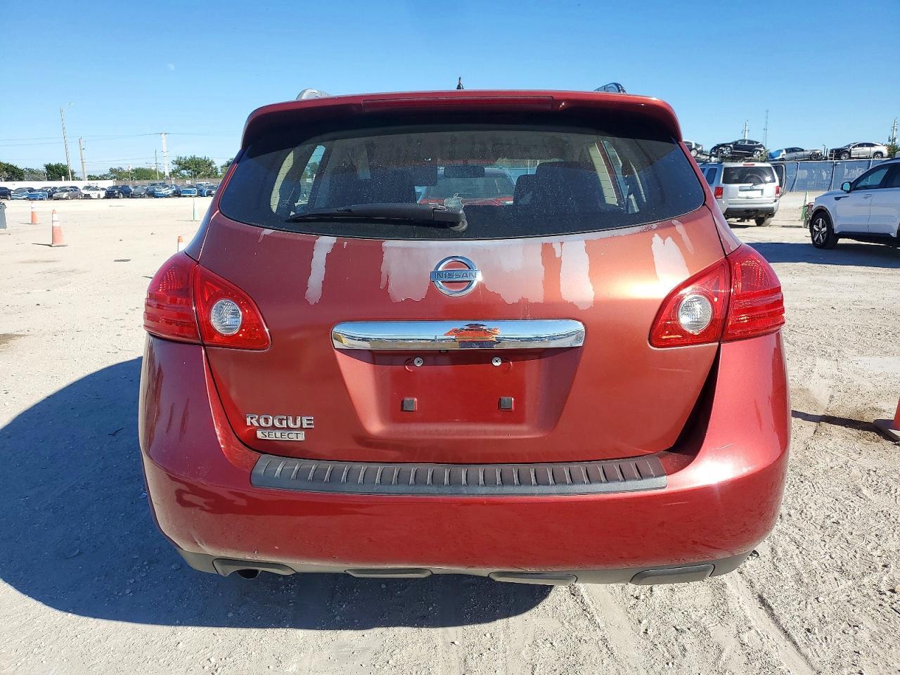2014 Nissan Rogue Select S - Image 6