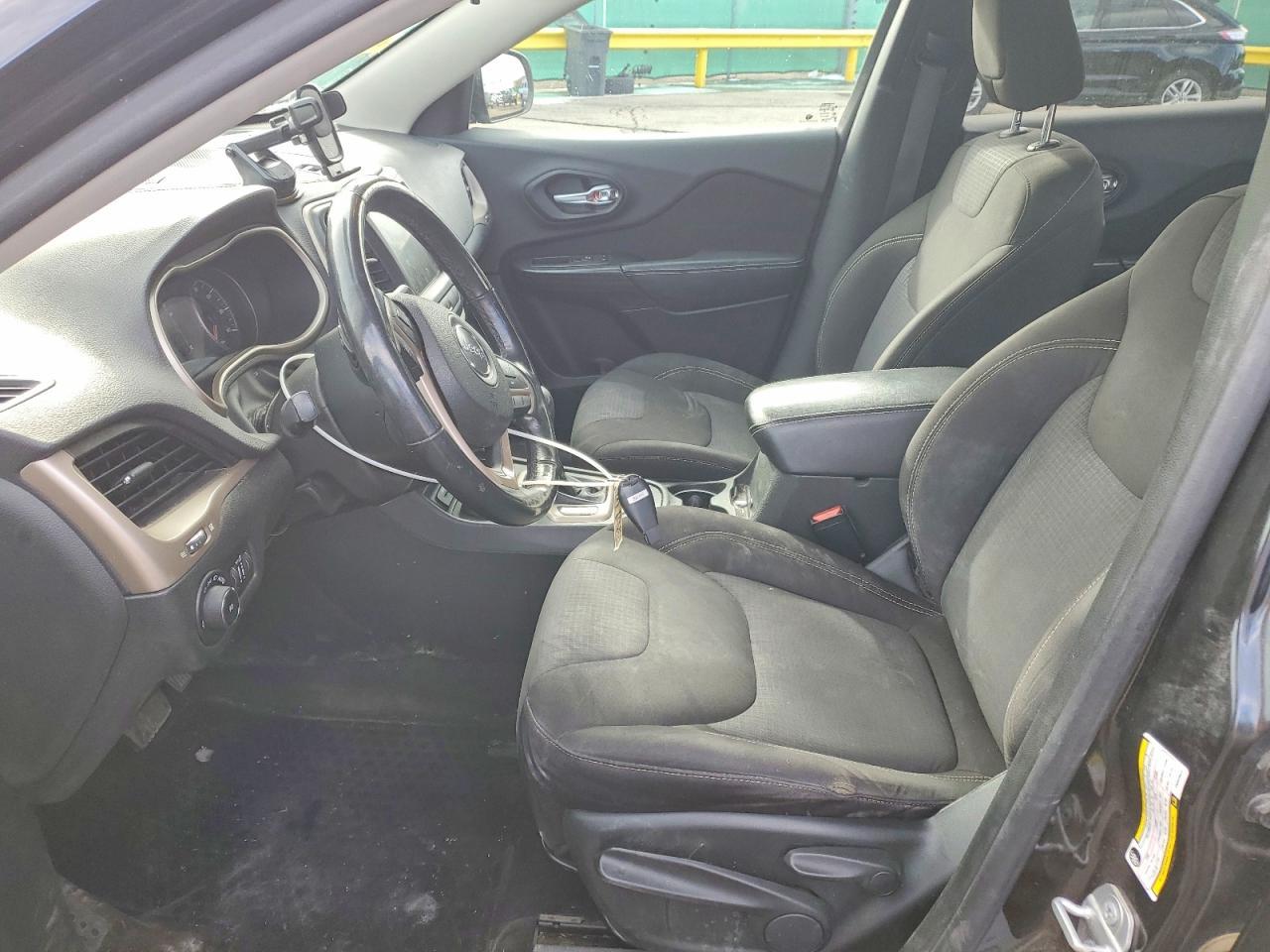 2015 Jeep Cherokee Latitude - Фото 7
