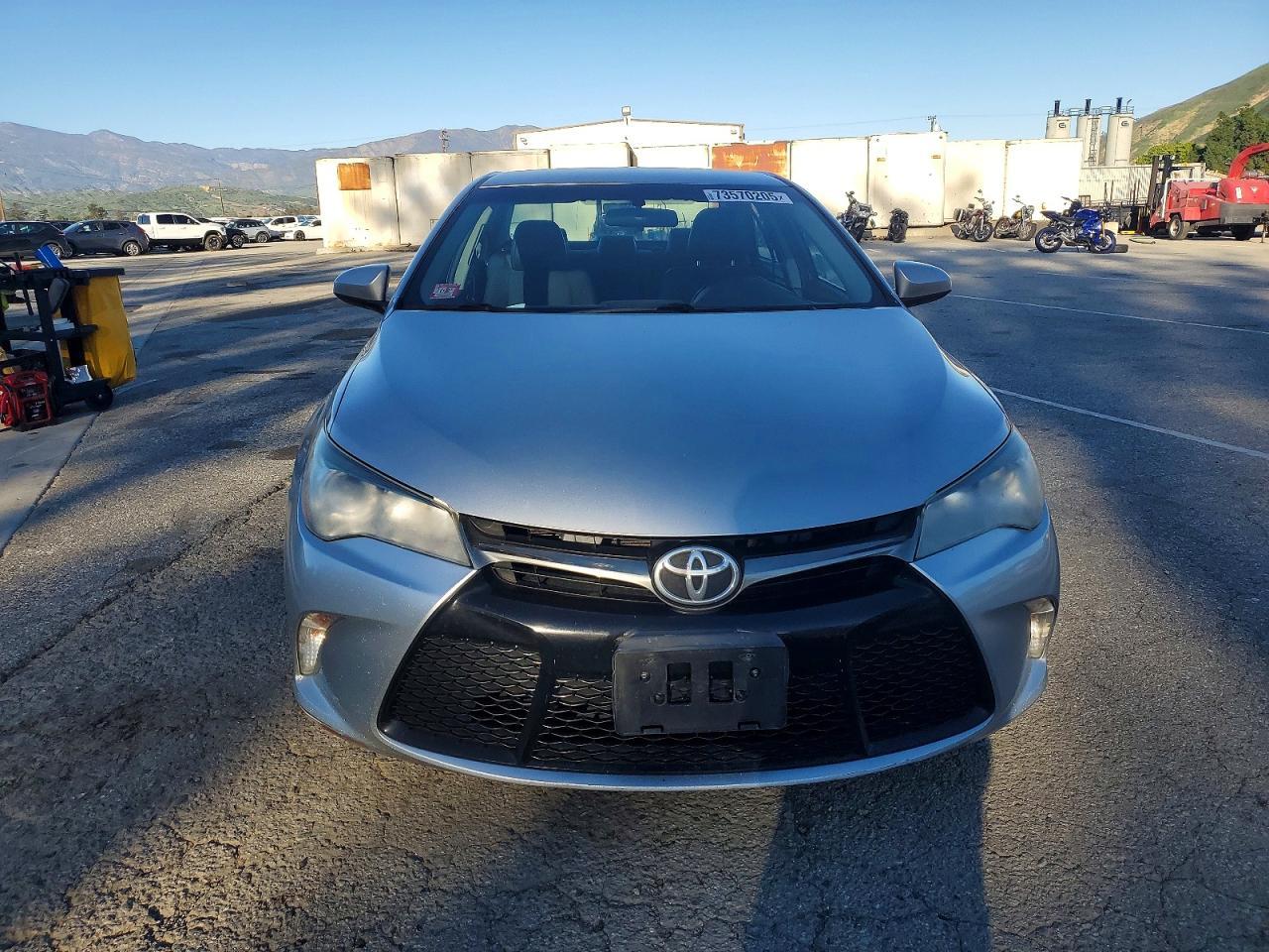 2017 Toyota Camry Le - Фото 5