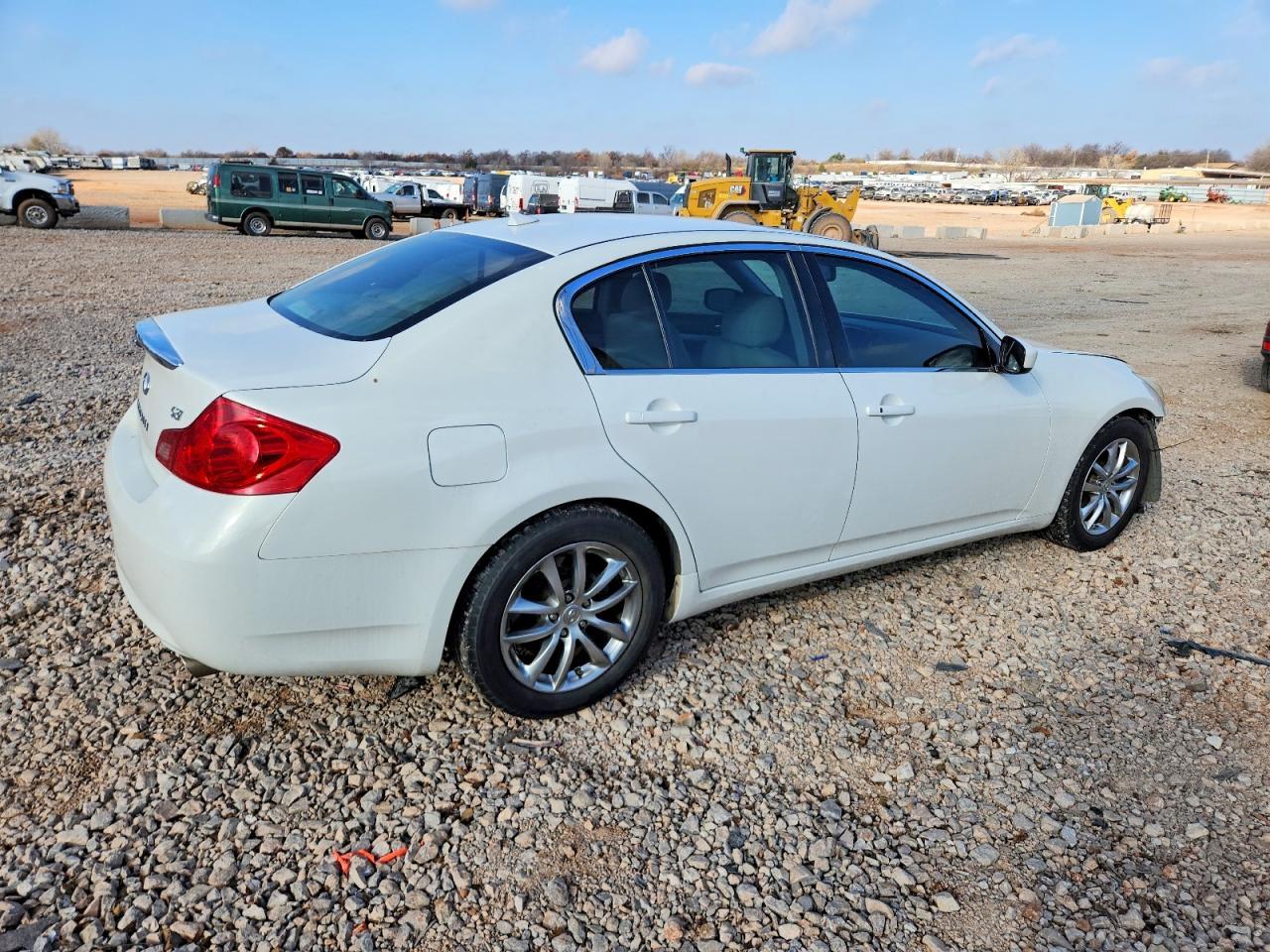 2009 Infiniti G37 Base - Фото 3
