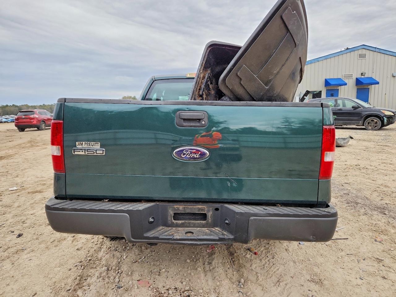 2008 Ford F150 - Image 6