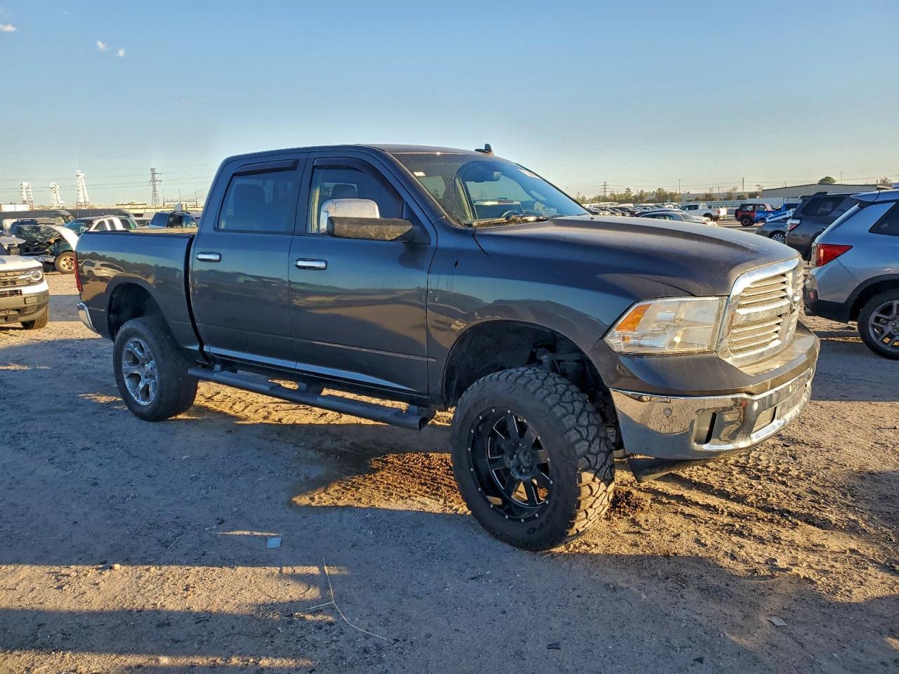 2017 Ram 1500 Slt - Фото 4