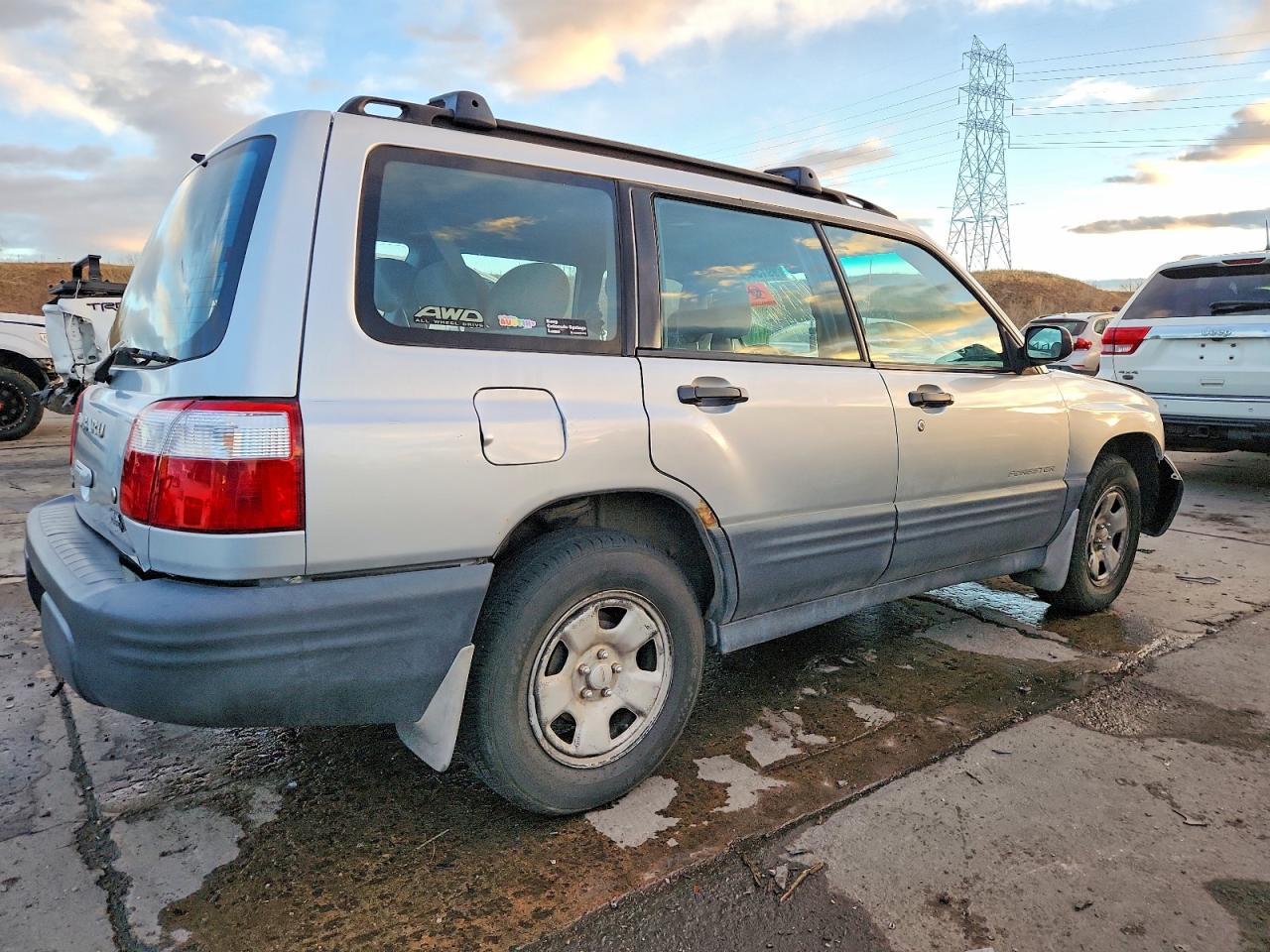 2002 Subaru Forester L - Image 3