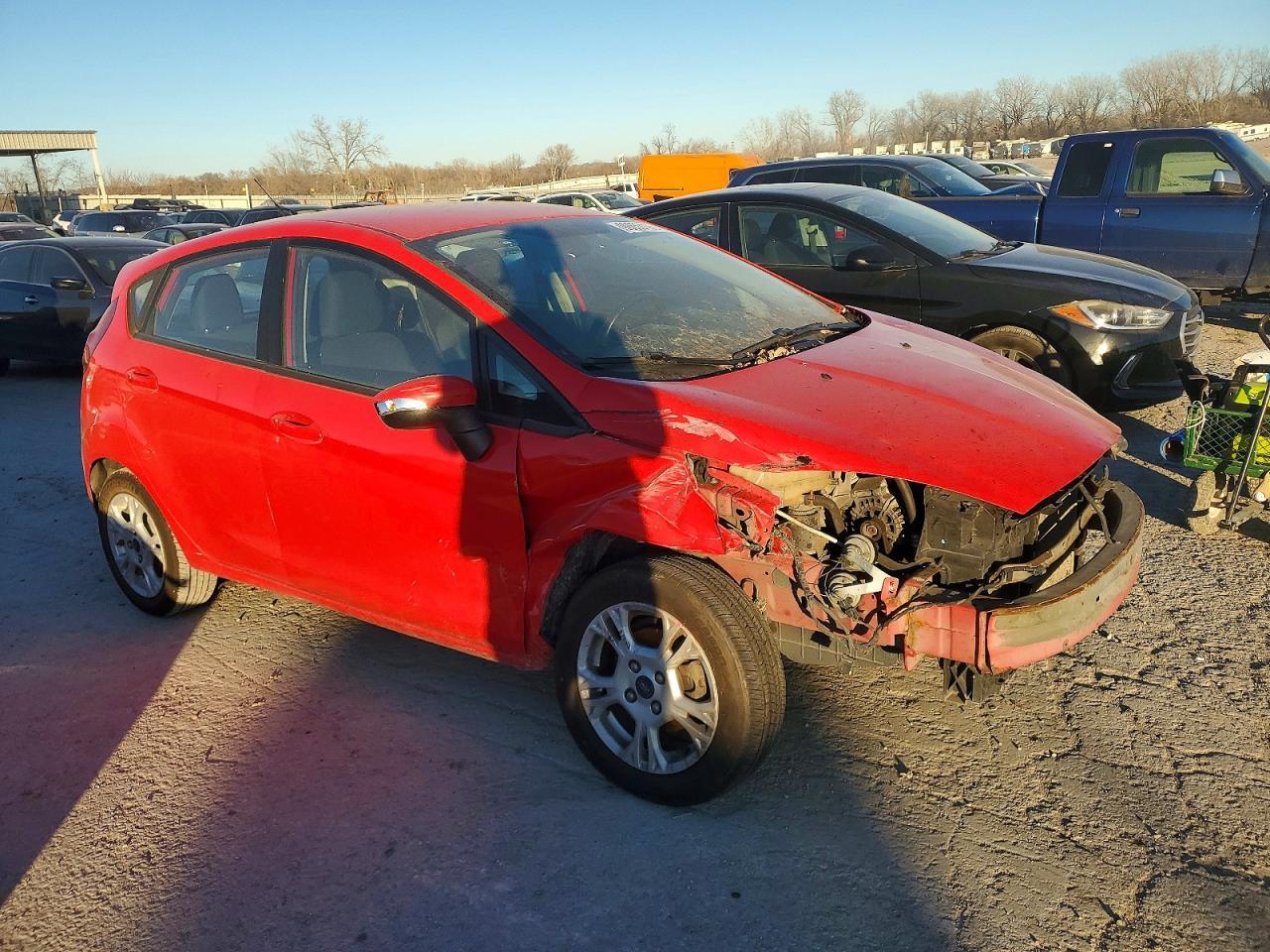 2015 Ford Fiesta Se - Image 4