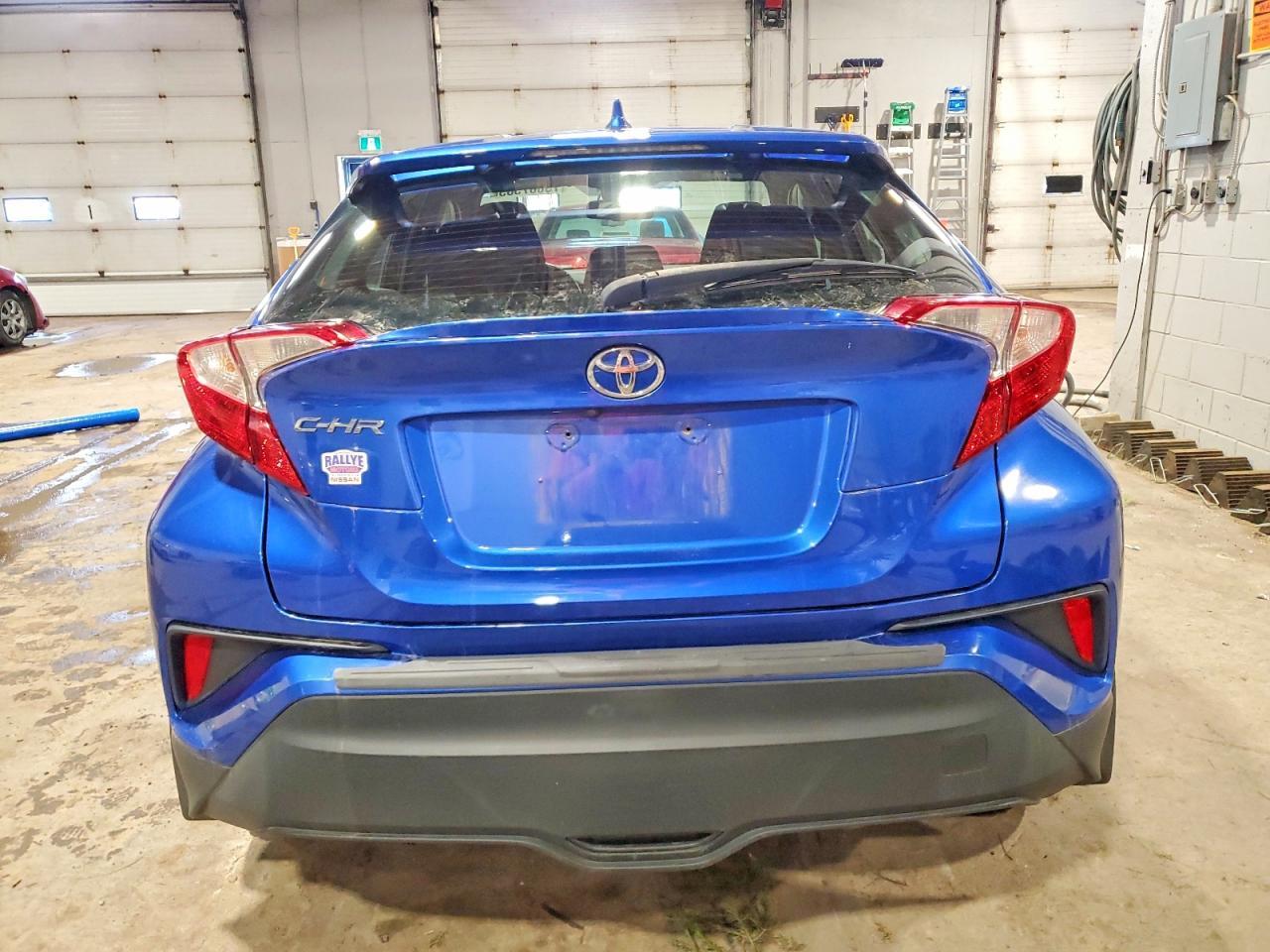 2018 Toyota C-Hr Xle - Image 6