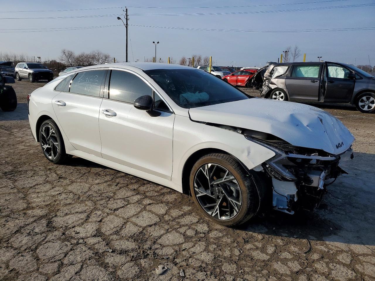 2025 Kia K5 Gt-Line - Image 4