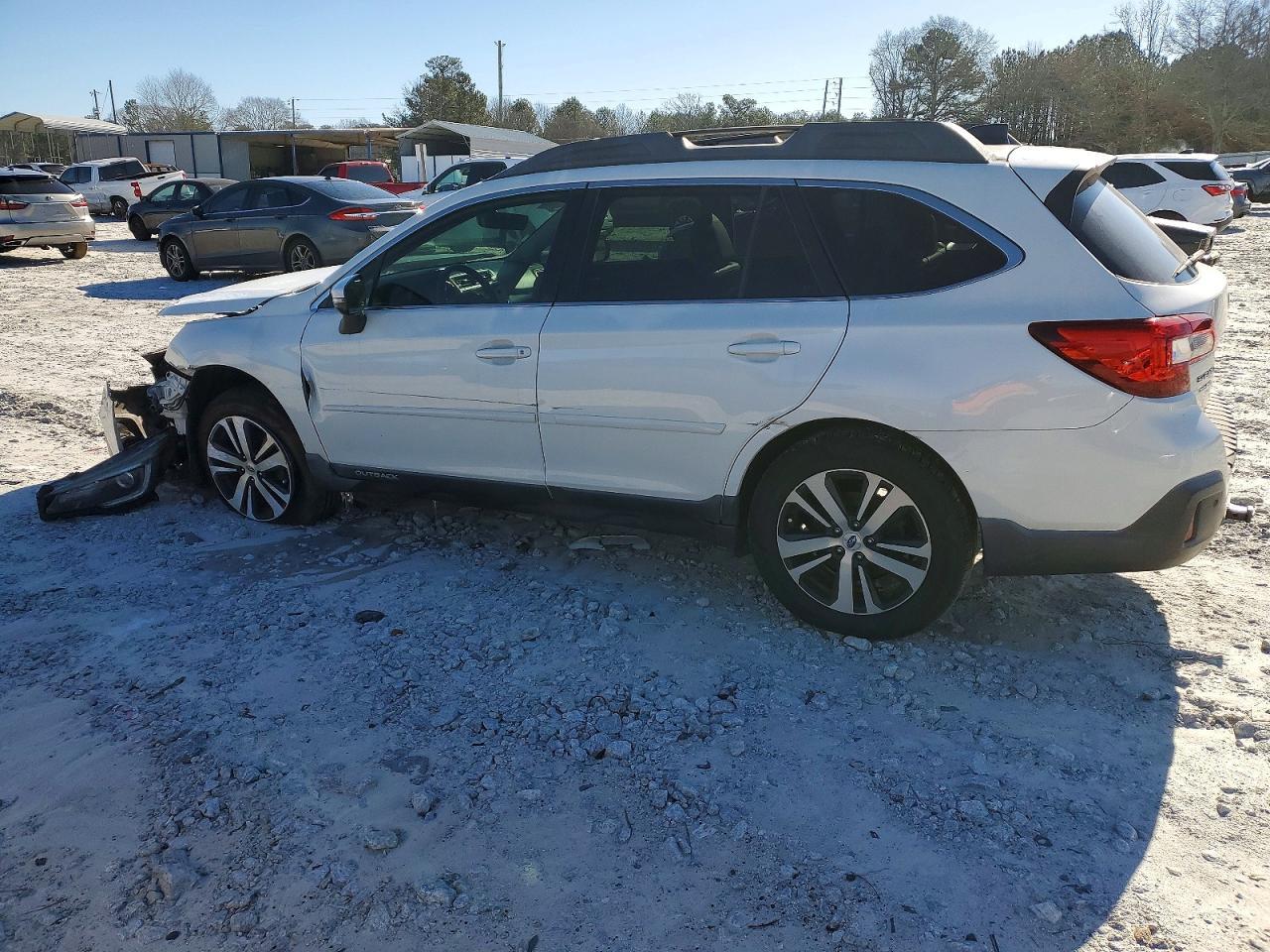 2018 Subaru Outback 2.5I Limited - Фото 2