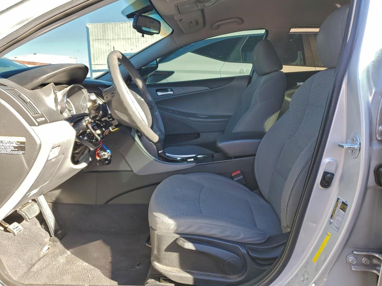 2013 Hyundai Sonata Gls - Image 7