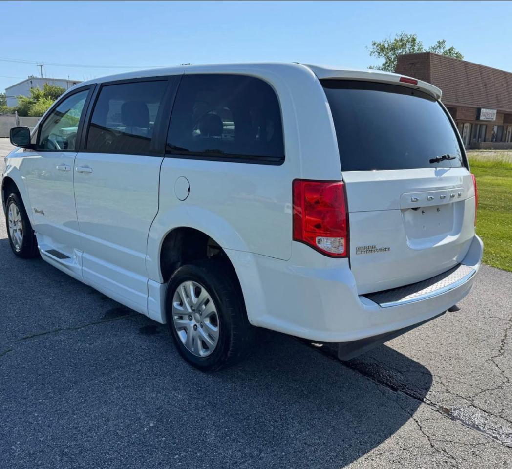 2018 Dodge Grand Caravan Se - Фото 3