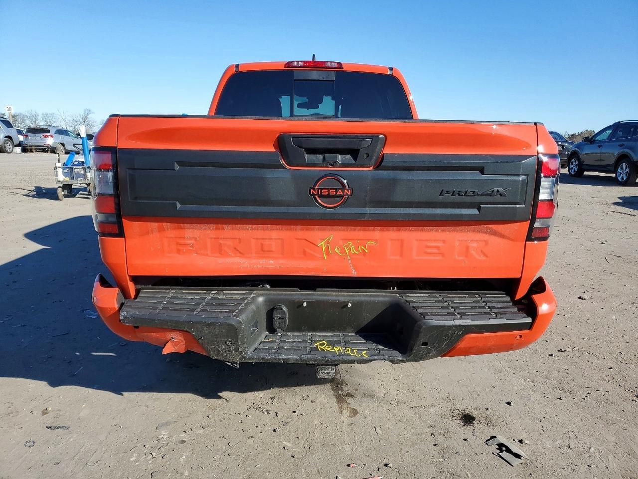 2025 Niss Frontier Pro-4X - Фото 6
