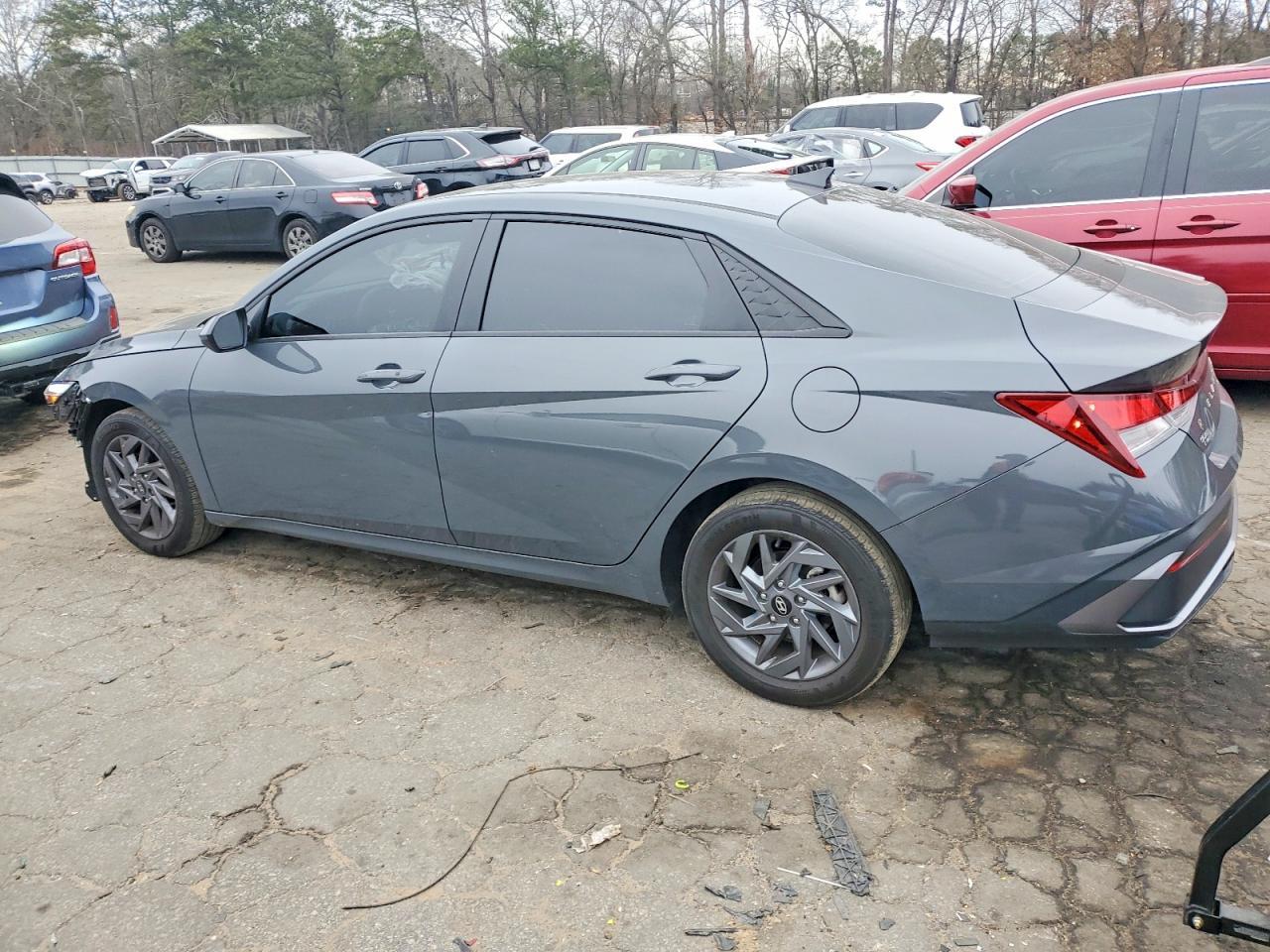 2024 Hyundai Elantra Sel - Image 2