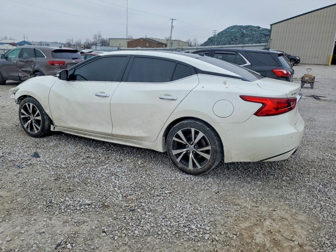 2017 Nissan Maxima 3.5S - Фото 2