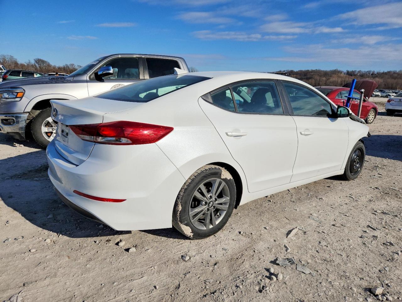 2017 Hyundai Elantra Se - Фото 3