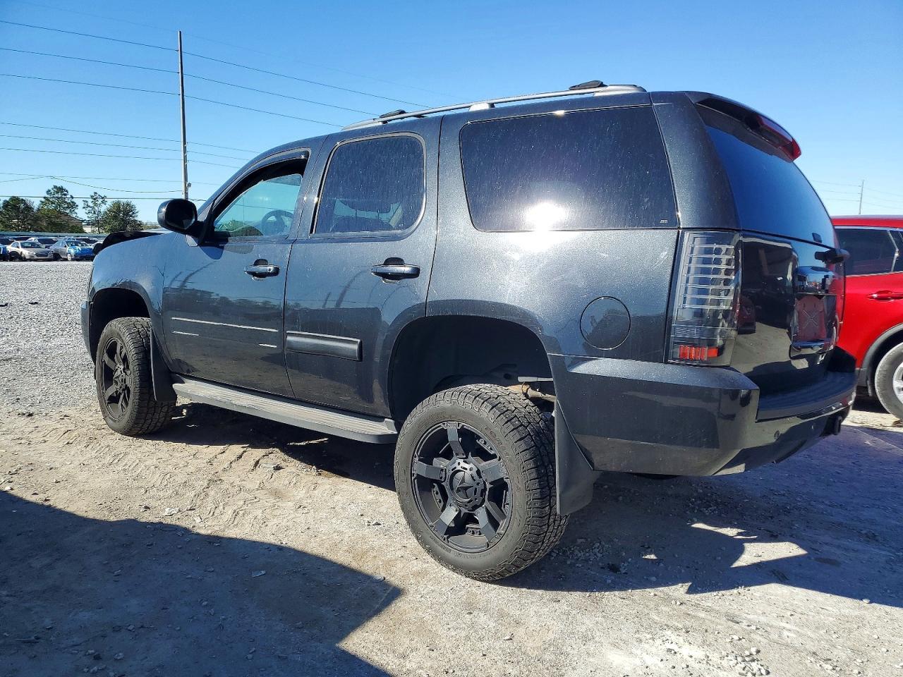 2011 Chevrolet Tahoe K1500 Lt - Image 2