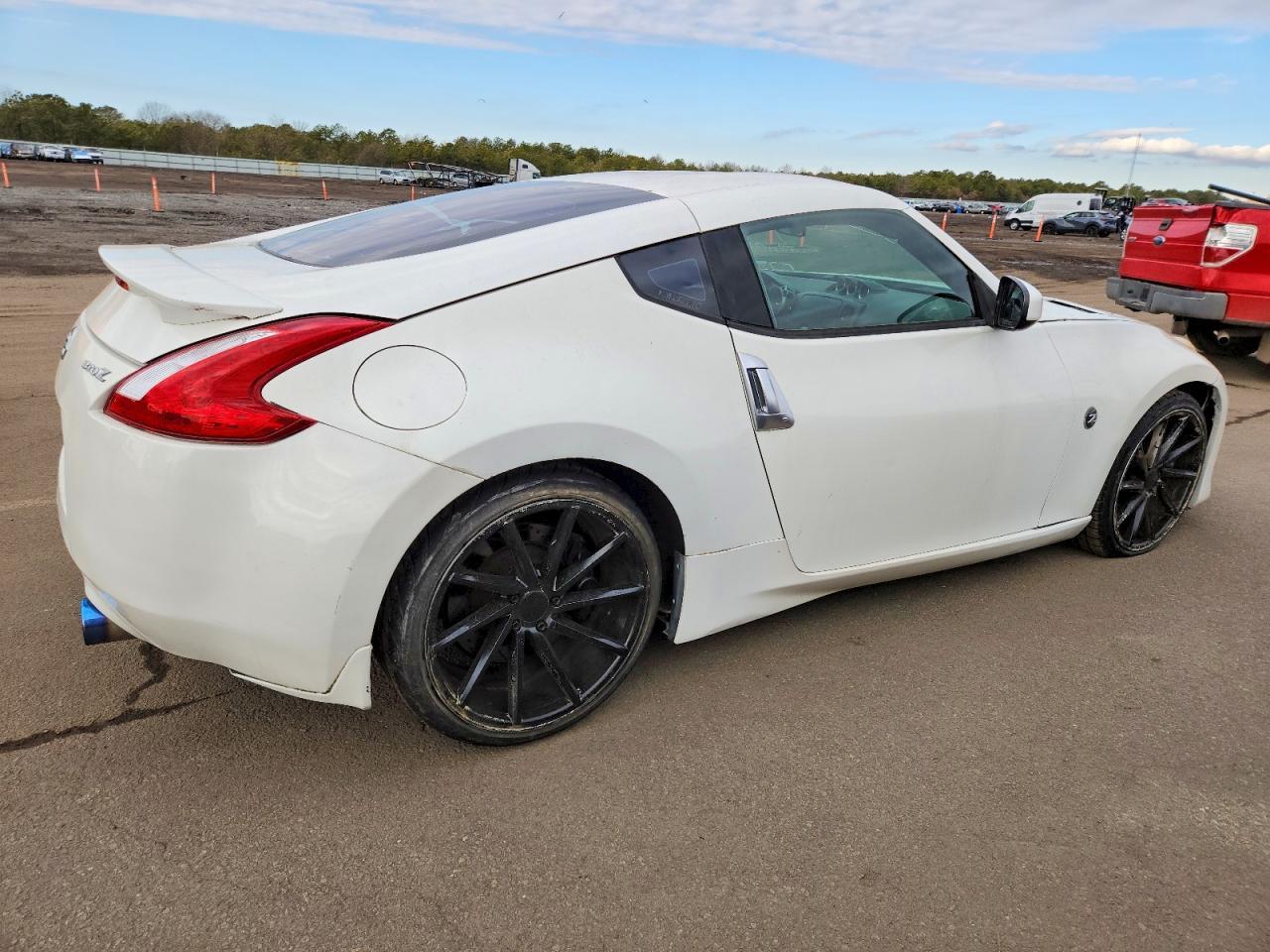 2009 Nissan 370Z - Image 3