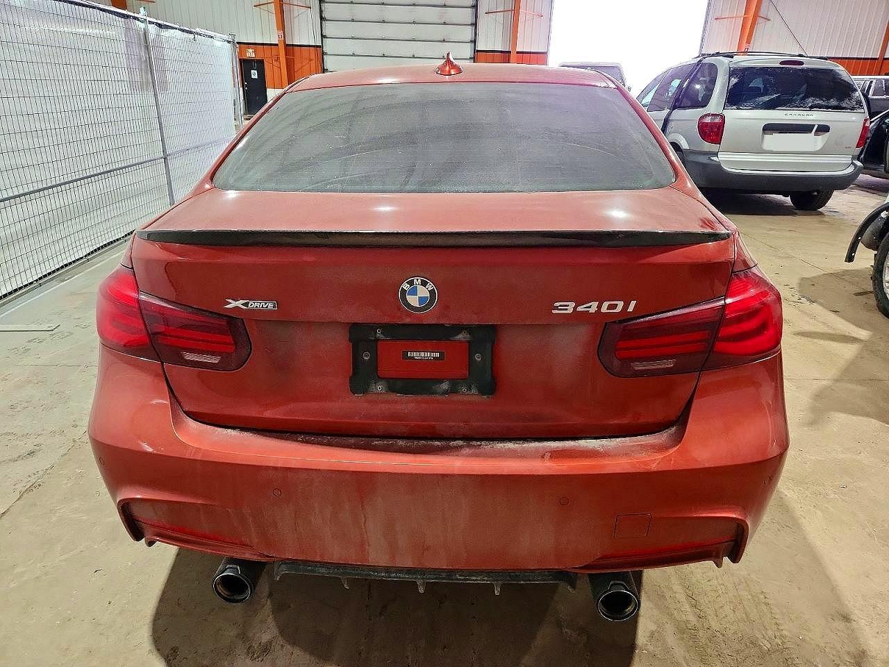 2018 BMW 340 Xi - Фото 6