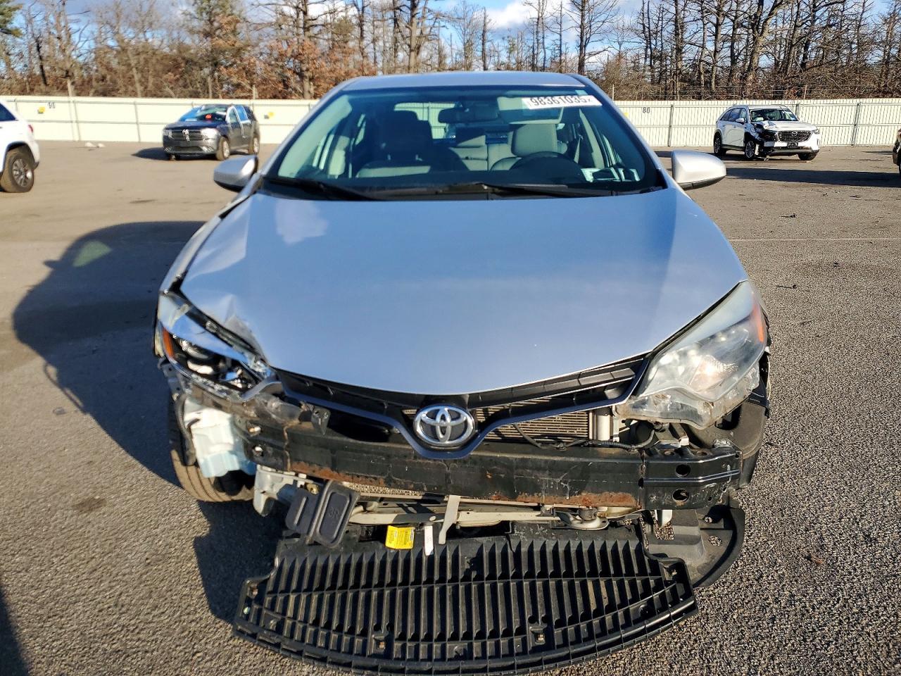 2015 Toyota Corolla Le - Фото 5