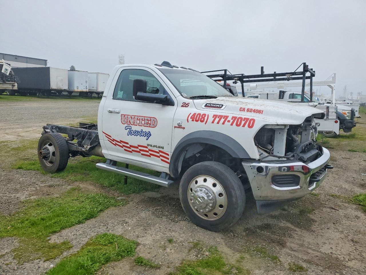 2019 Ram 5500 Truck Cab And Chassis - Image 4