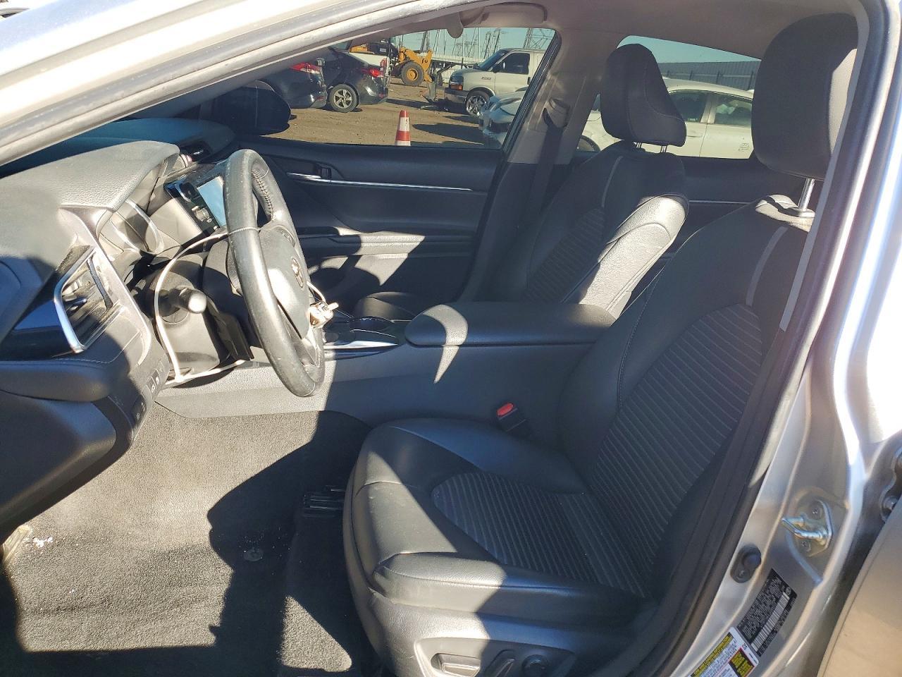 2018 Toyota Camry L - Фото 7