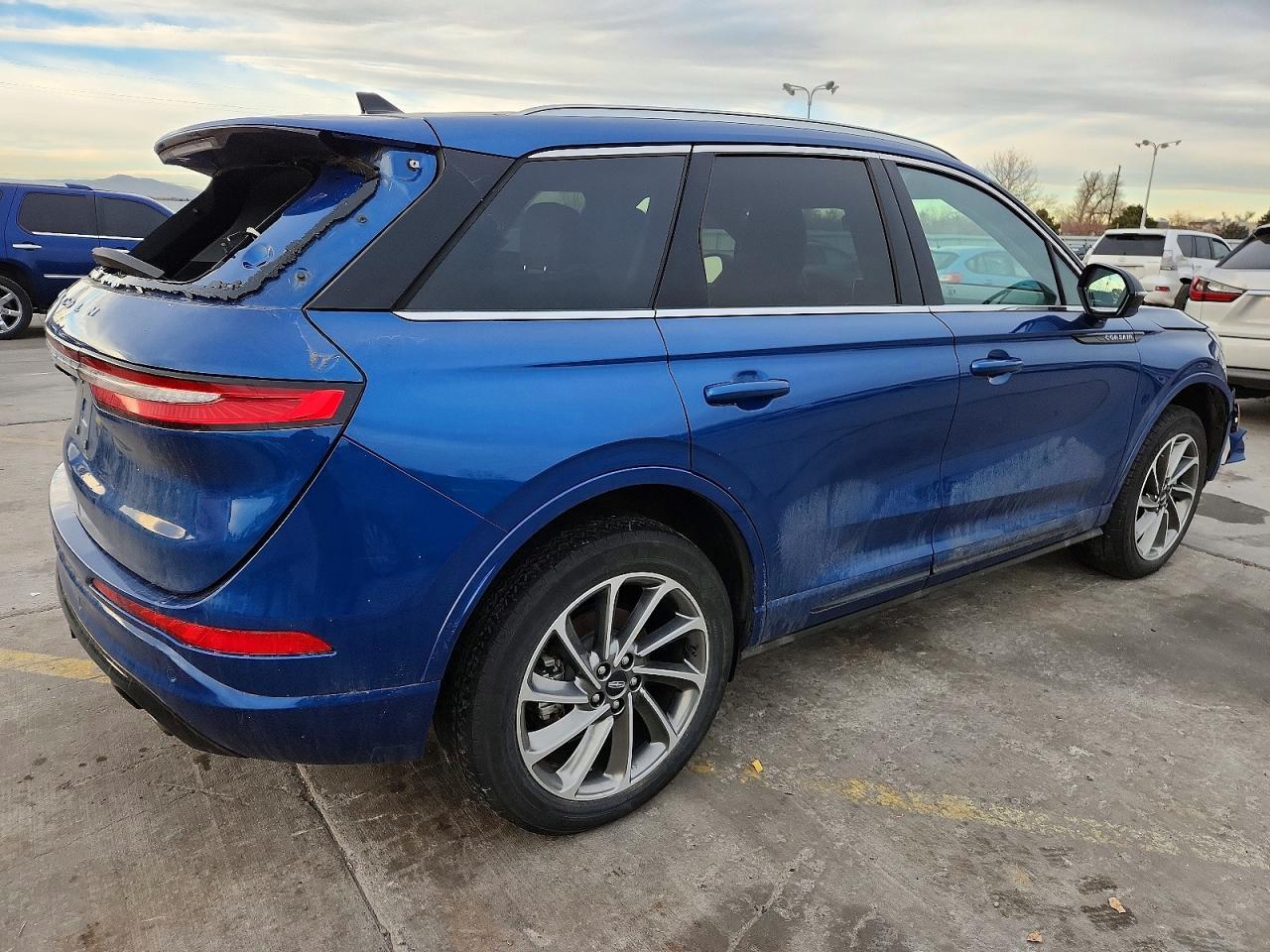2021 Lincoln Corsair Grand Touring - Фото 3