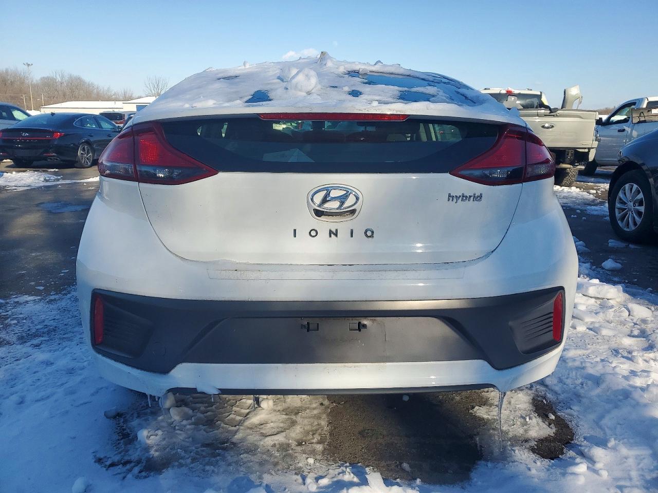 2020 Hyundai Ioniq Se - Фото 6