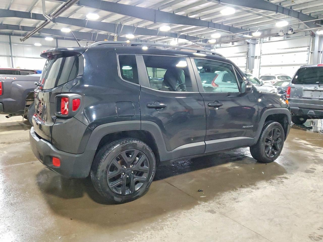 2016 Jeep Renegade Latitude - Фото 3