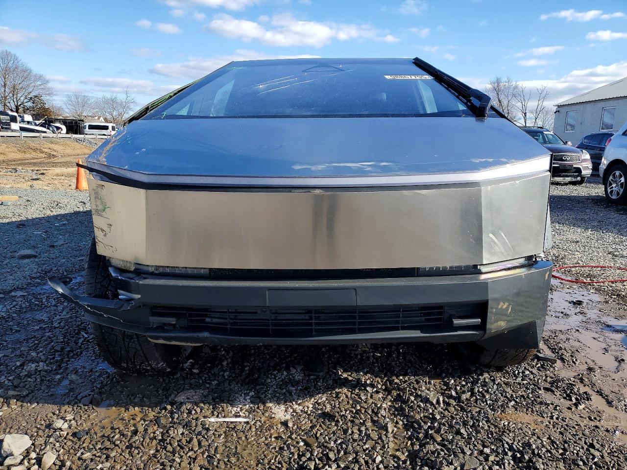 2025 Tesla Cybertruck - Фото 5