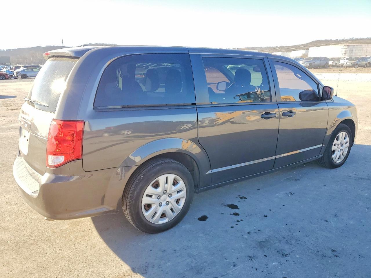 2019 Dodge Grand Caravan Se - Фото 3