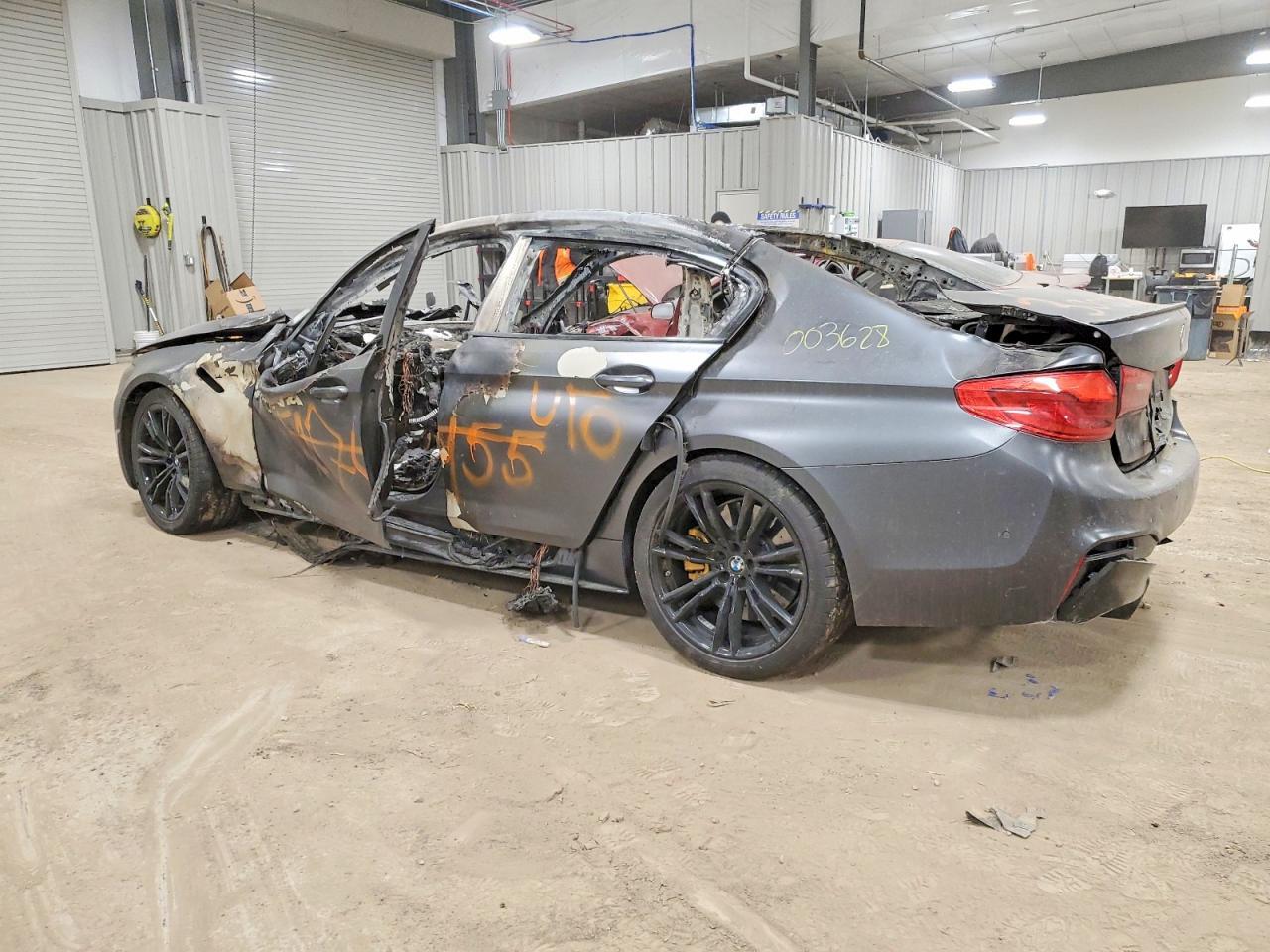 2020 BMW M5 Base - Фото 2