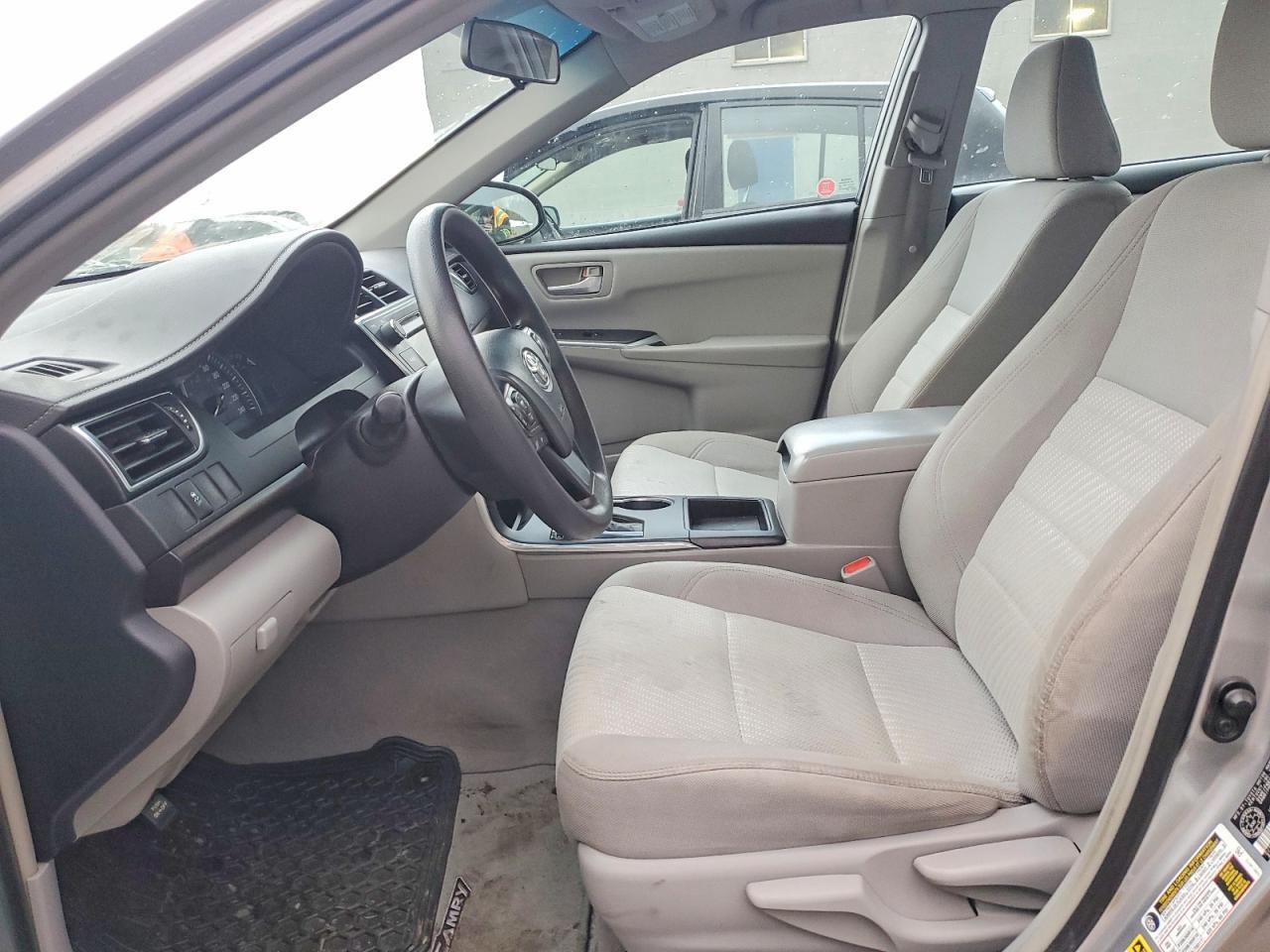 2015 Toyota Camry Le - Image 7