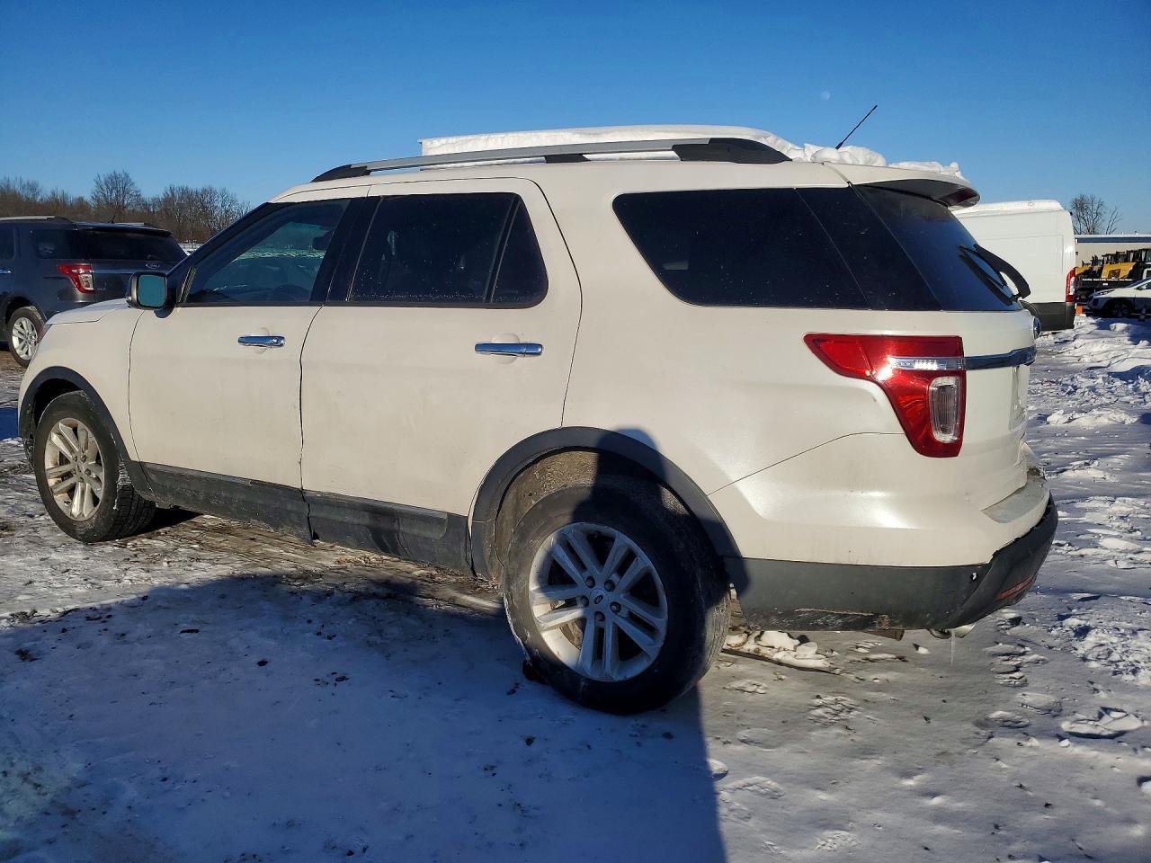 2013 Ford Explorer Xlt - Image 2